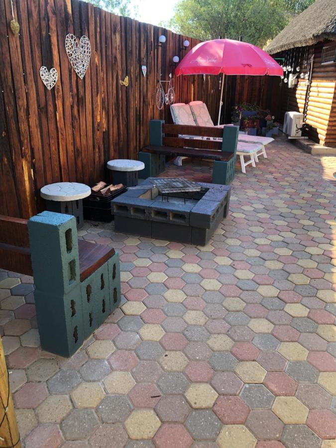 Oppi Draai Guesthouse Oudtshoorn Extérieur photo