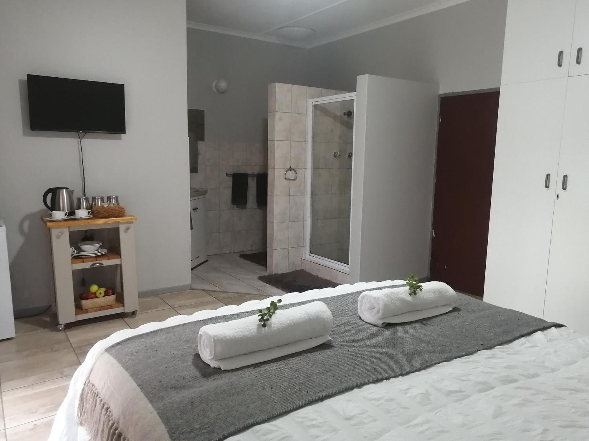 Oppi Draai Guesthouse Oudtshoorn Extérieur photo